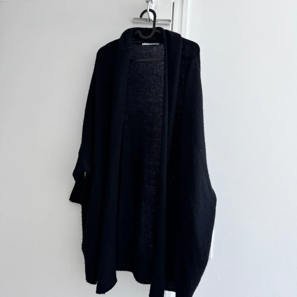 Cashmere - Picture 1 of 3